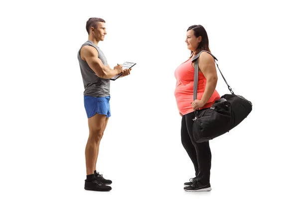 Full Length Profile Shot Fitness Instructor Giving Advice Overweight Woman — Stock Photo, Image