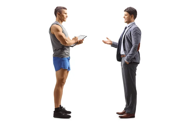 Foto Perfil Completo Hombre Negocios Hablando Con Entrenador Fitness Personal — Foto de Stock