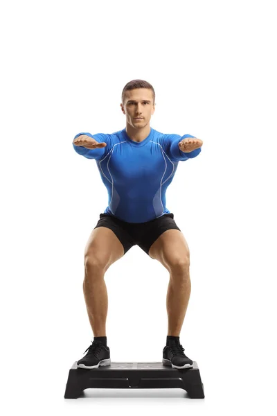 Man Aerobic Trainer Tränar Stepper Isolerad Vit Bakgrund — Stockfoto