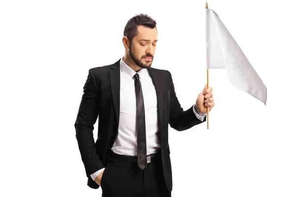 Smutný Profesionální Muž Obleku Drží Bílou Vlajku Izolované Bílém Pozadí — Stock fotografie