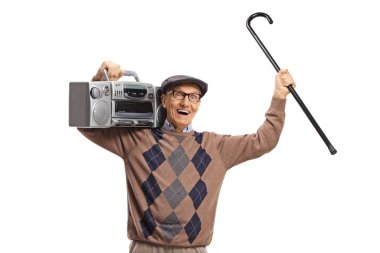 Radyosu olan neşeli bir son sınıf öğrencisinin uzun bir portresi ve beyaz bir değnekle izole edilmiş bir baston.