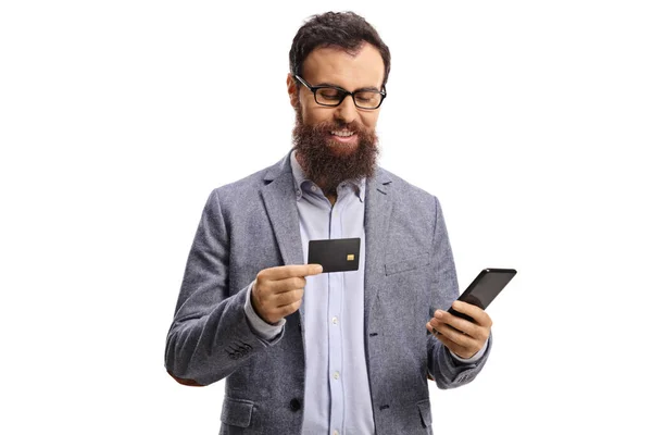 Hombre Barbudo Sonriente Con Gafas Que Sostienen Una Tarjeta Crédito —  Fotos de Stock