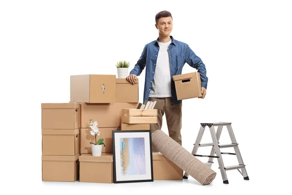 Retrato Comprimento Total Cara Com Uma Pilha Caixas Papelão Embaladas — Fotografia de Stock