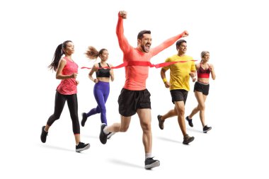 Bitiş çizgisine kadar yarışan bir grup insan beyaz arka planda izole edildi