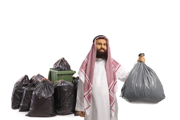 Саудівський Араб Викидає Пластиковий Мішок Відходами Бункері Ізольованому Білому Тлі — стокове фото