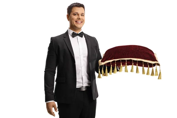 Elegante Jongeman Pak Vlinderdas Met Een Rood Fluwelen Kussen Geïsoleerd — Stockfoto