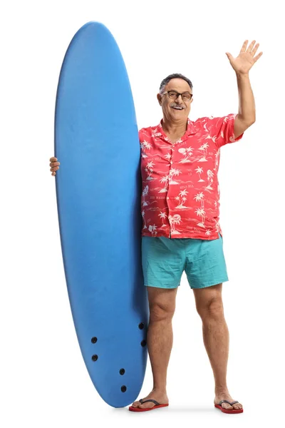 Full Length Portret Van Een Volwassen Man Met Een Surfplank — Stockfoto