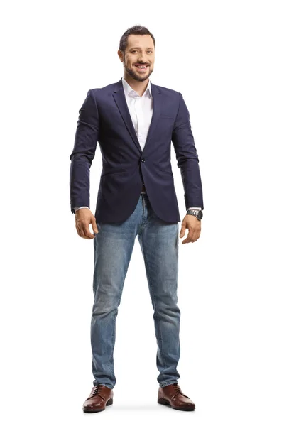 Full Length Portret Van Een Man Jeans Pak Staand Lachend — Stockfoto