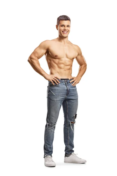 Ganzkörperporträt Eines Lächelnden Hemdslosen Mannes Der Jeans Trägt Und Isoliert — Stockfoto