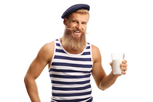 Bärtiger Junger Mann Hält Ein Glas Milch Der Hand Und — Stockfoto