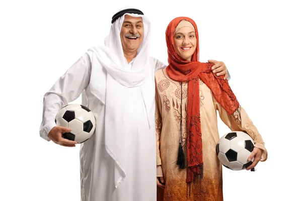 Vrolijke Oudere Man Jonge Vrouw Etnische Kleding Houden Voetbal Ballen — Stockfoto