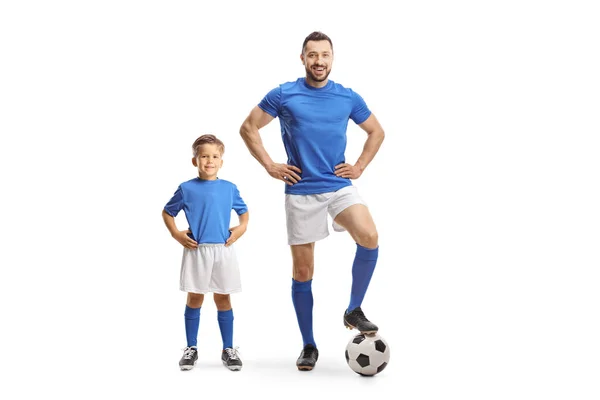 Joven Niño Con Una Pelota Fútbol Con Jersey Deportivo Azul —  Fotos de Stock