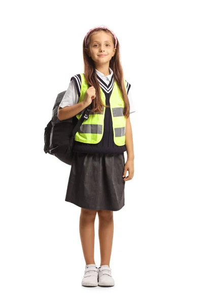 Ganzkörperporträt Eines Schulmädchens Mit Rucksack Das Eine Reflektierende Sicherheitsweste Auf — Stockfoto
