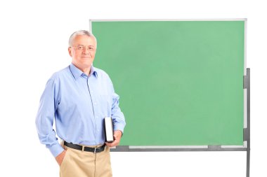 Olgun okul öğretmen holding kitap