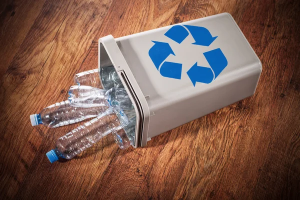 Recycle bin full of plastic bottles — Stock Photo, Image