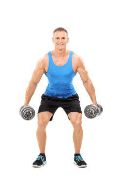 İki barbell ile egzersiz atlet