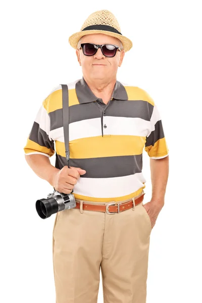 Reifer Tourist mit Sonnenbrille — Stockfoto