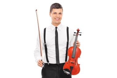 Genç erkek kemancı