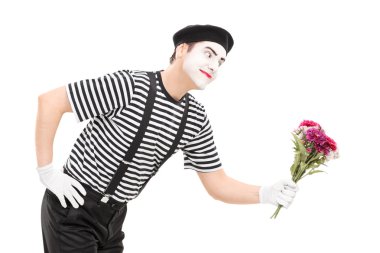 Çiçek vererek MIME sanatçı