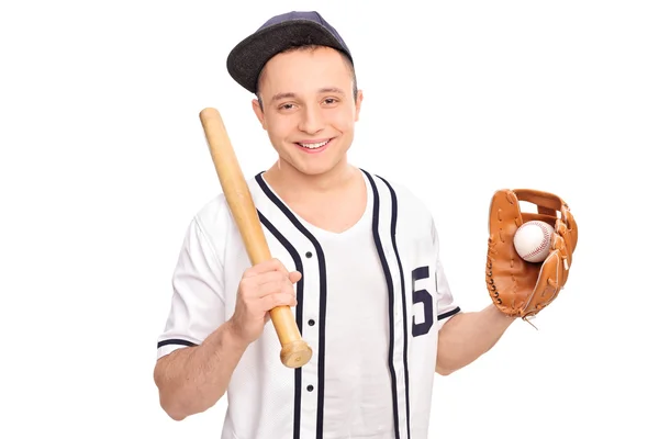 Mężczyzna, trzymając kij baseballowy i piłka — Zdjęcie stockowe