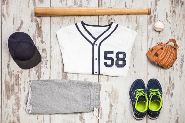 Spor giyim ve beysbol ekipman demet 