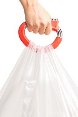 El çantası saplı torba tutarak