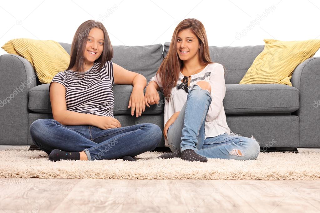 sofa girls