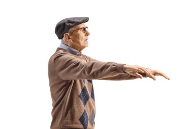 Beyaz arka planda uyurgezer yaşlı bir adamın profil fotoğrafı.