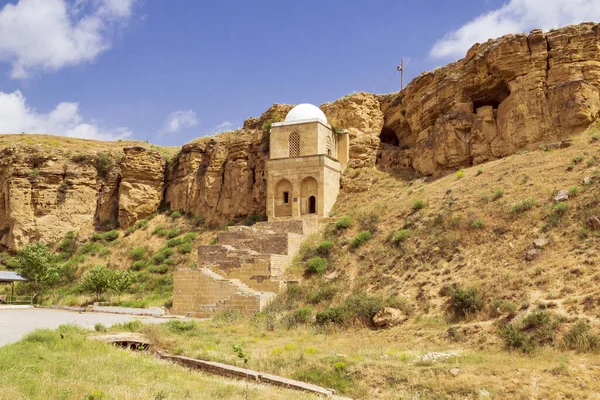 Maraza Gobustan Azerbaiyán 2021 Mausoleo Diri Baba Monumento Arquitectónico Del —  Fotos de Stock