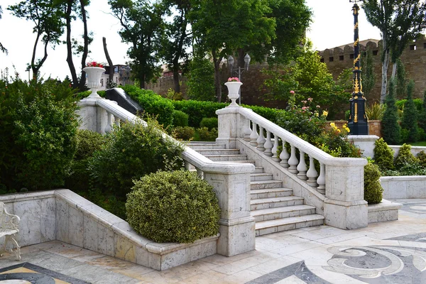 Treppe am Brunnen — Stockfoto