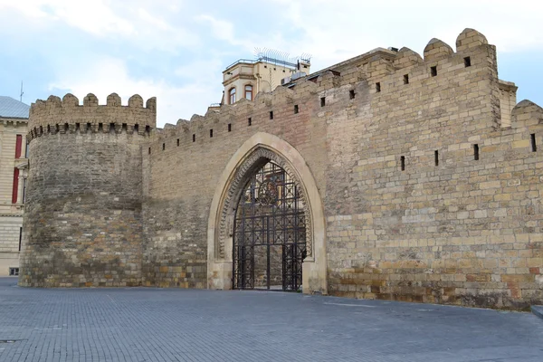 Puertas de la fortaleza — Foto de Stock