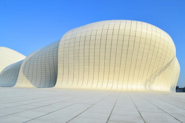 Heydər Əliyev center, expositie galerie in Bakoe — Stockfoto