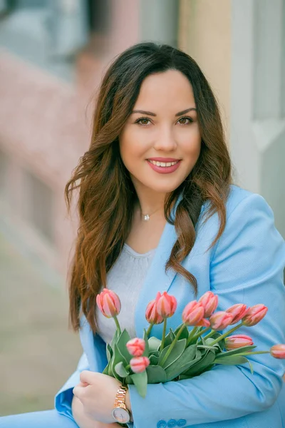 Portrait Beautiful Young Woman Blue Suit Bouquet Tulips — Stock Photo, Image