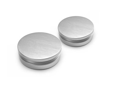 Metal Kalay Jar Paketleme 3 boyutlu Görüntü İzole Arkaplan Sahnesi