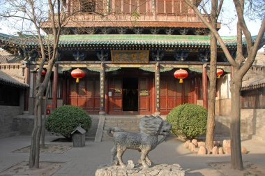 Pingyao, Shanxi Eyaleti, Çin. Pingyao 'daki Konfüçyüs Tapınağı. Bu tapınak, Çin 'de saygı duyulan Çinli filozof Konfüçyüs' e adanmış pek çok tapınaktan biridir..