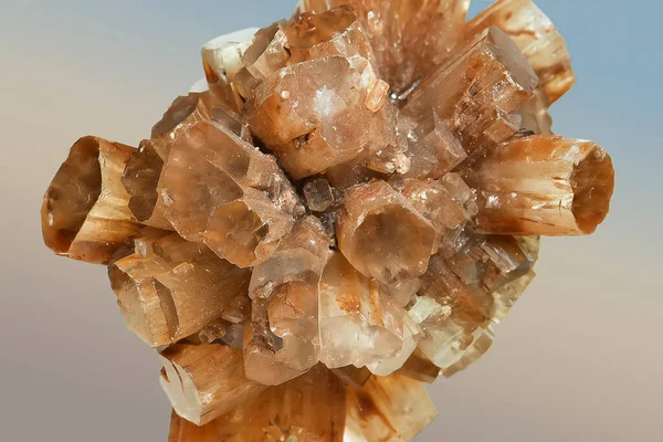 Solar Stone Beryl Heliodor Kristallen Een Lichte Achtergrond Mineralen Natuursteen — Stockfoto