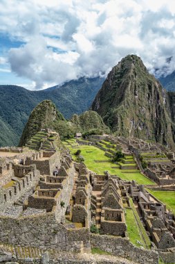 Peru And Dağları 'ndaki İnka kalesi Machu Picchu' nun ikonik görüntüsü