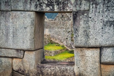 Machu Picchu, Peru 'nun Tarihi Tapınağı' ndaki İnka harabeleri ile görüntüle