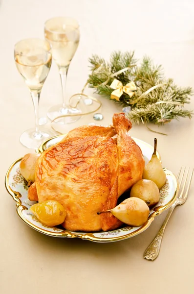 Baked chicken with pears and wine — Stock Photo, Image