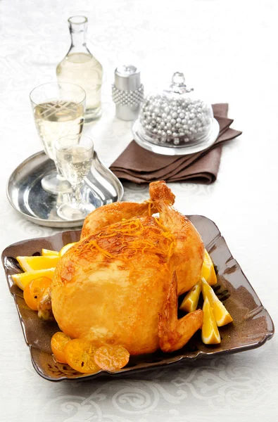 Baked chicken with lemon and orange — Stock Photo, Image