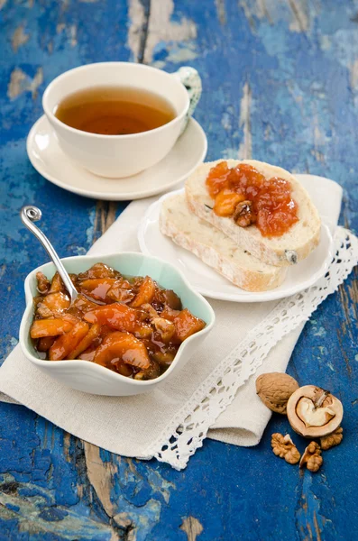 Homemade apricot jam with walnuts — Stock Photo, Image