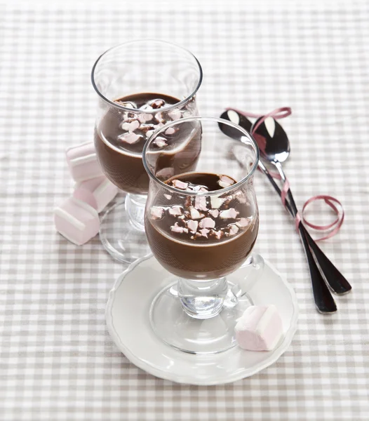 Warme chocolade met marshmallows — Stockfoto