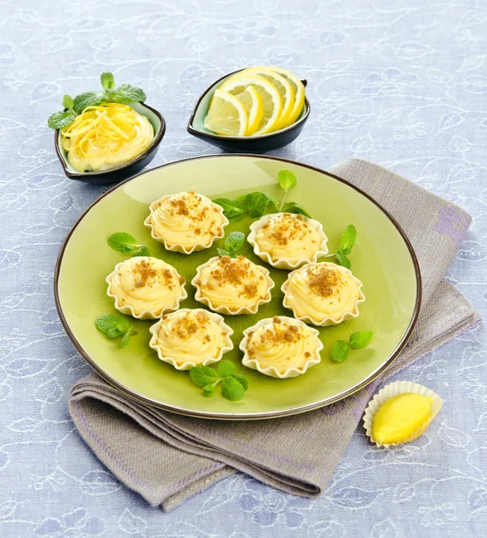 Crocchette con crema al limone — Foto Stock