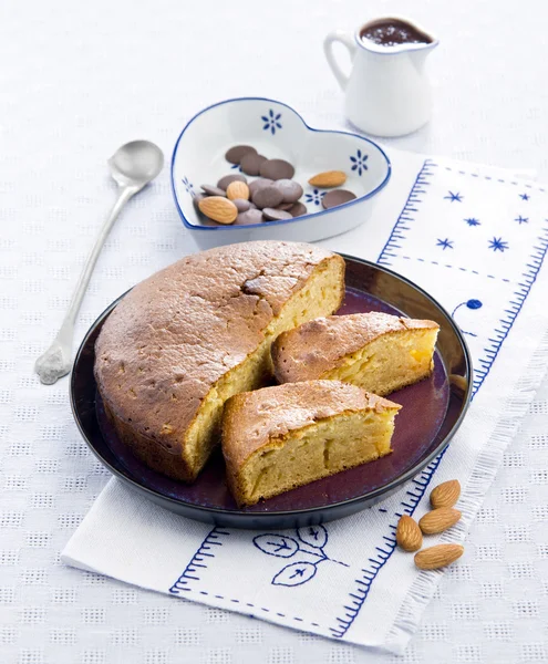 Torta con mandorle — Foto Stock