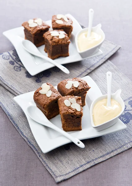 Gâteau au chocolat aux amandes — Photo