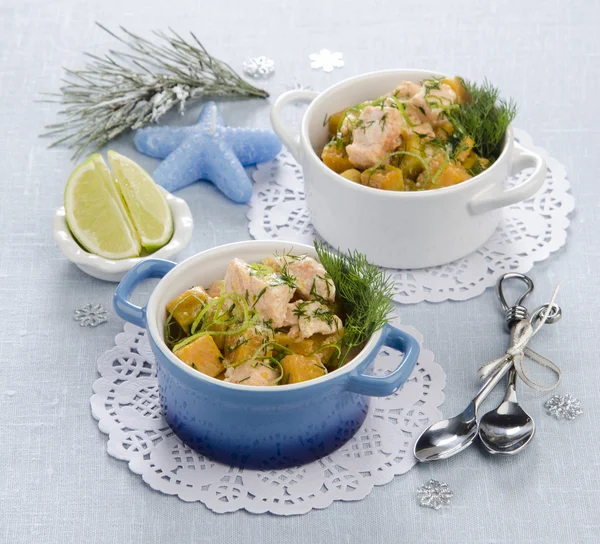 Cocotte with vegetables and salmon — Stock Image Cocotte with vegetables and salmon Royalty Free Stock Photos