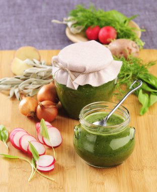 Ispanak ve sebze ile krem çorbası