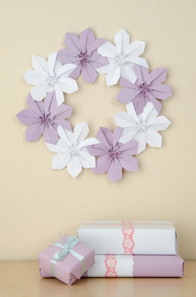 Decor ideas wreath origami gifts — Stock Photo, Image