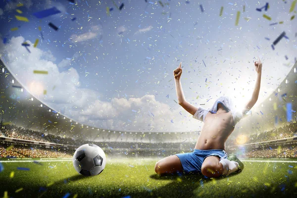 Selebration of victory in children soccer match — Stock Photo, Image