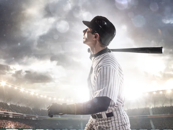 Professional baseball player in action — Stock Photo, Image